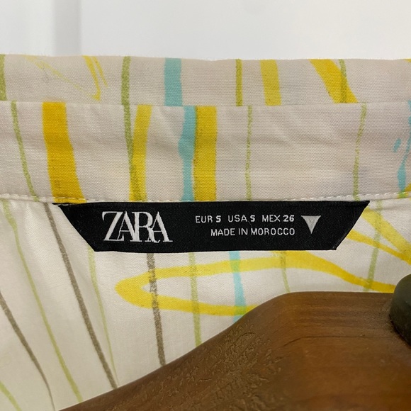 Zara Cropped Collared Top - Picture 2 of 4